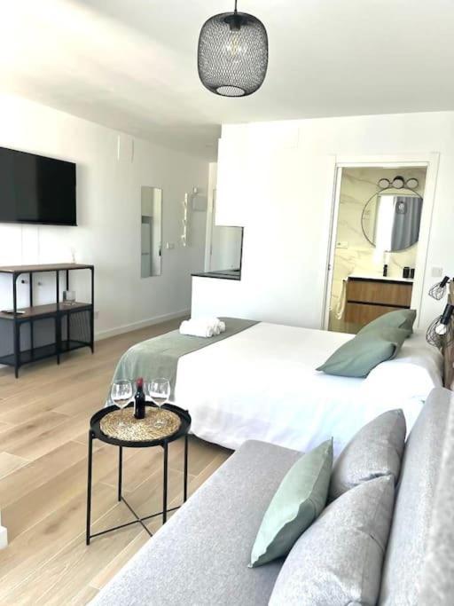 Luxury Views Downtown Apartment อาลิกันเต ภายนอก รูปภาพ