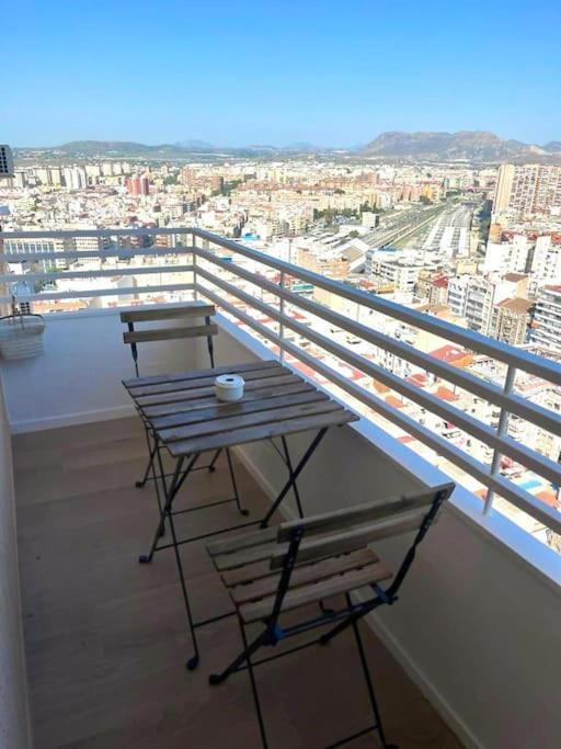 Luxury Views Downtown Apartment อาลิกันเต ภายนอก รูปภาพ